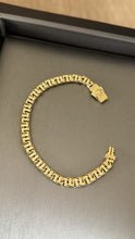 Cargar imagen en el visor de la galería, Pulsera Versace 8mm Oro 10k
