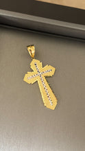 Cargar imagen en el visor de la galería, Dije Cruz Grande Oro 10k
